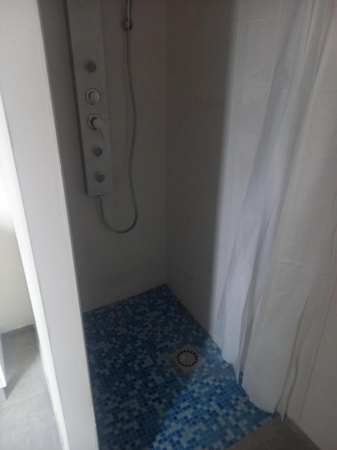 Logement Entier Spacieux Et Confortable A 1 H De Paris กูร์เตอเนย์ ภายนอก รูปภาพ